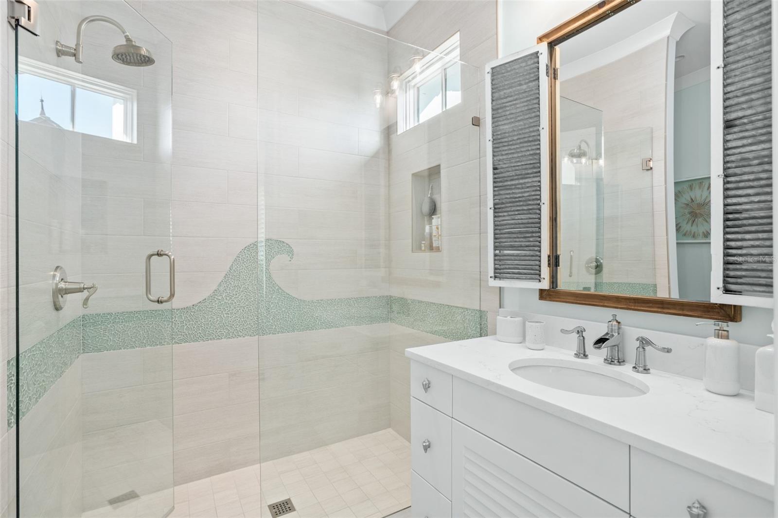 GOLDEN OAK - Residential Lease