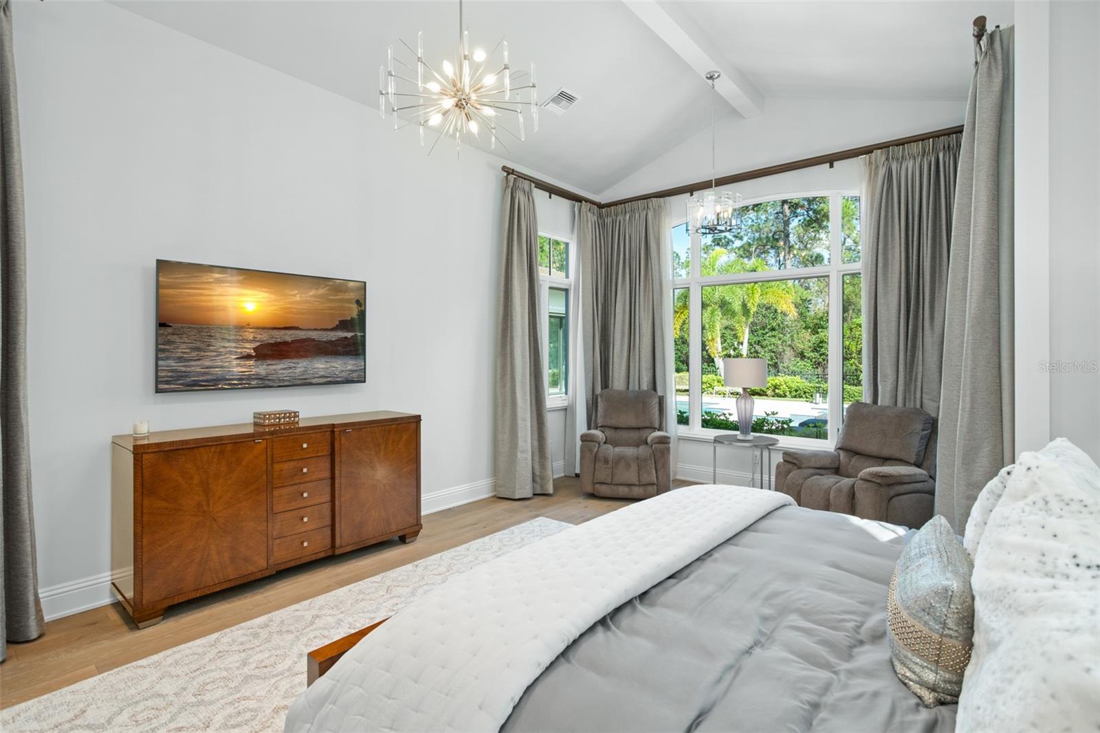 GOLDEN OAK - Residential Lease