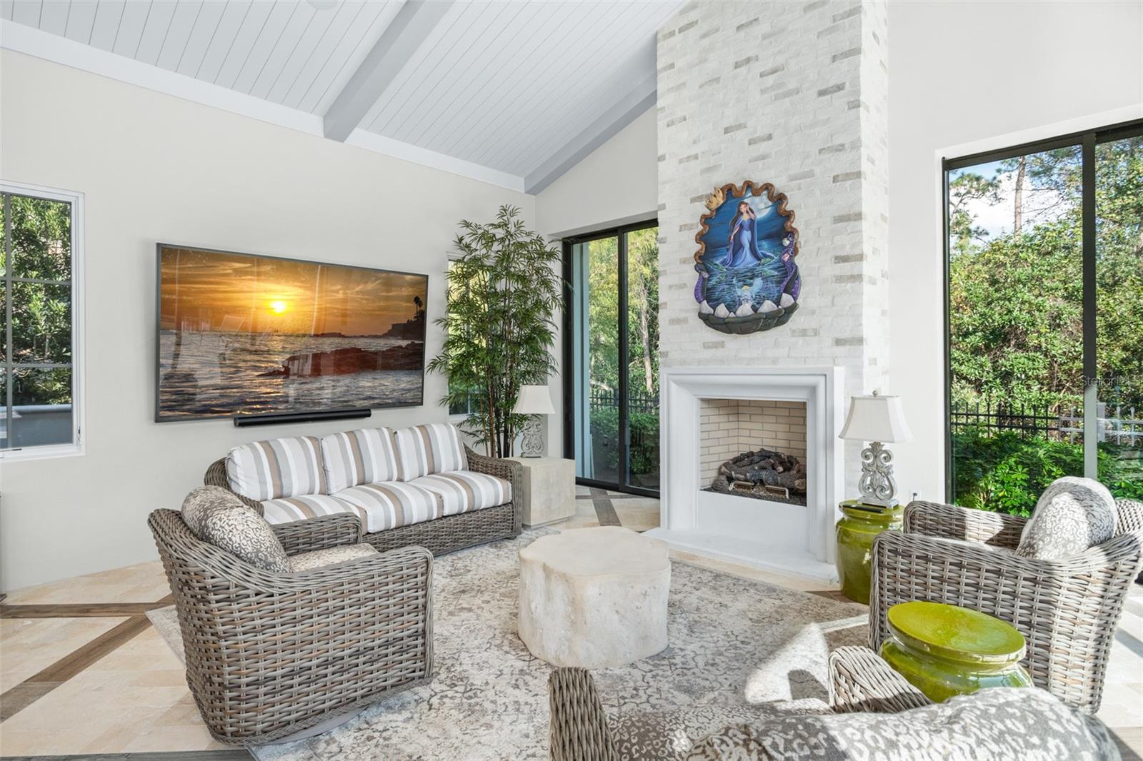 GOLDEN OAK - Residential Lease