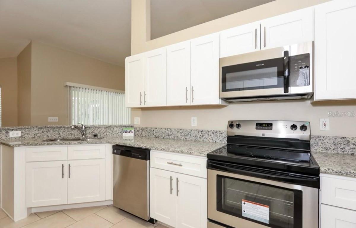 BALDWINS - Residential Lease