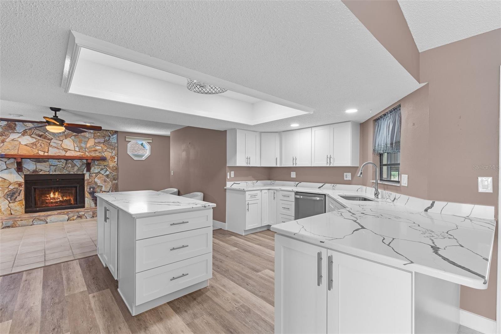 HERNANDO BEACH - Residential