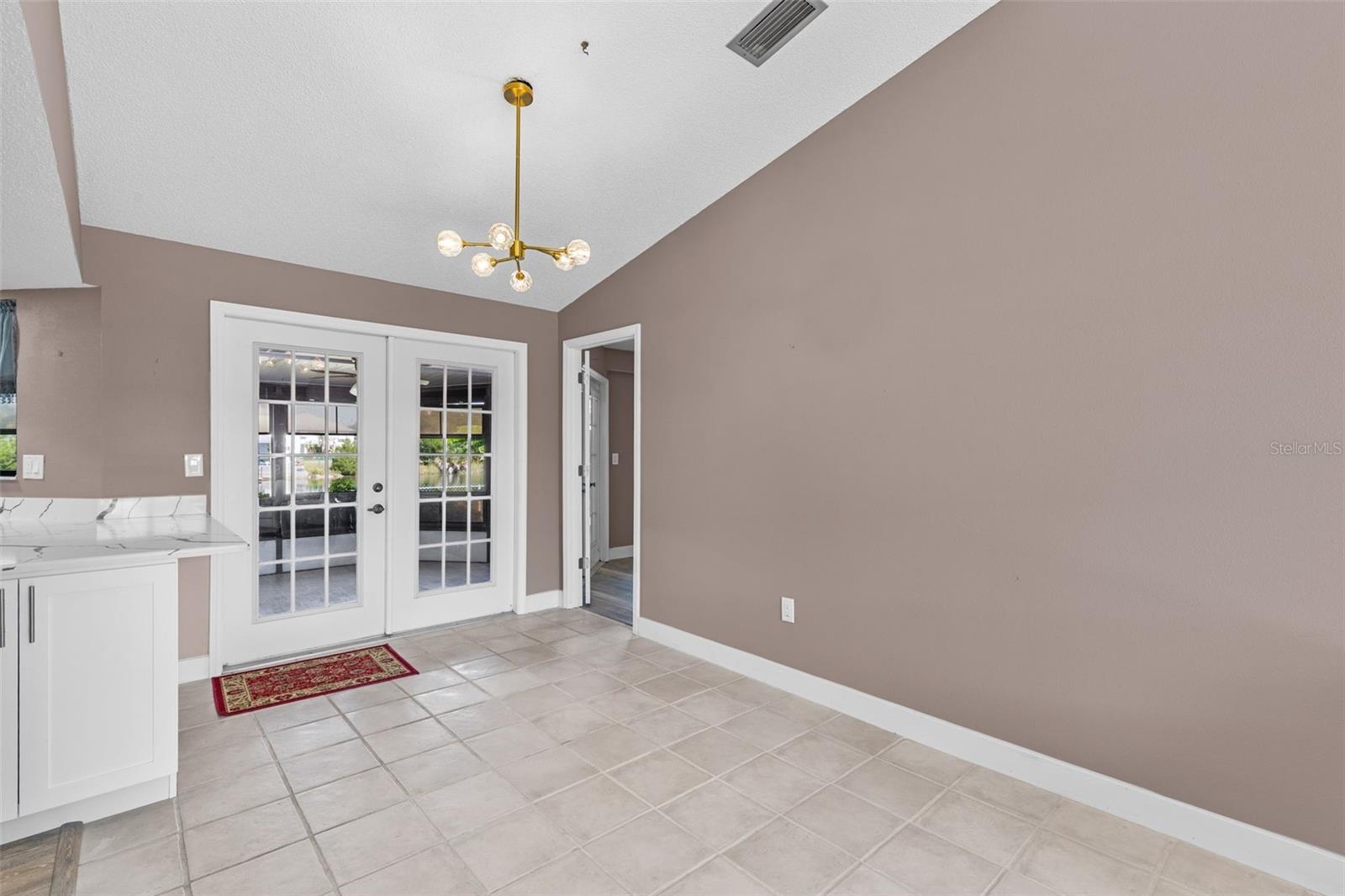 HERNANDO BEACH - Residential