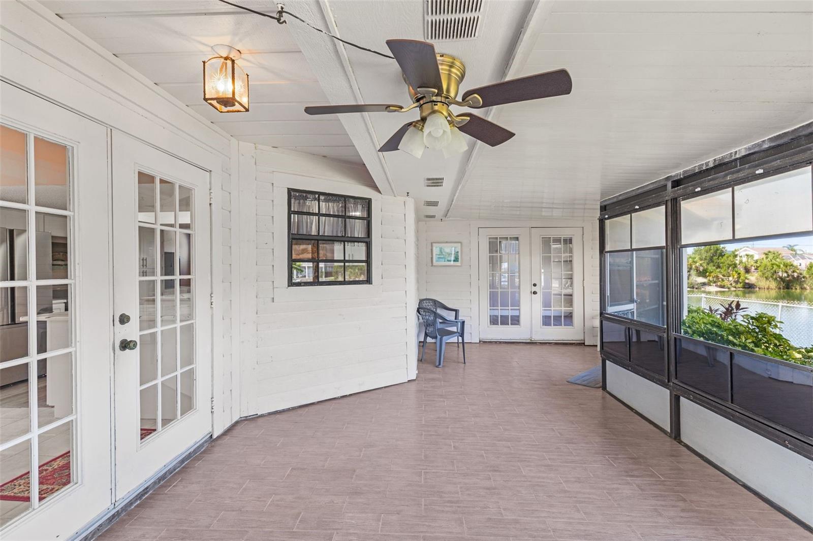 HERNANDO BEACH - Residential