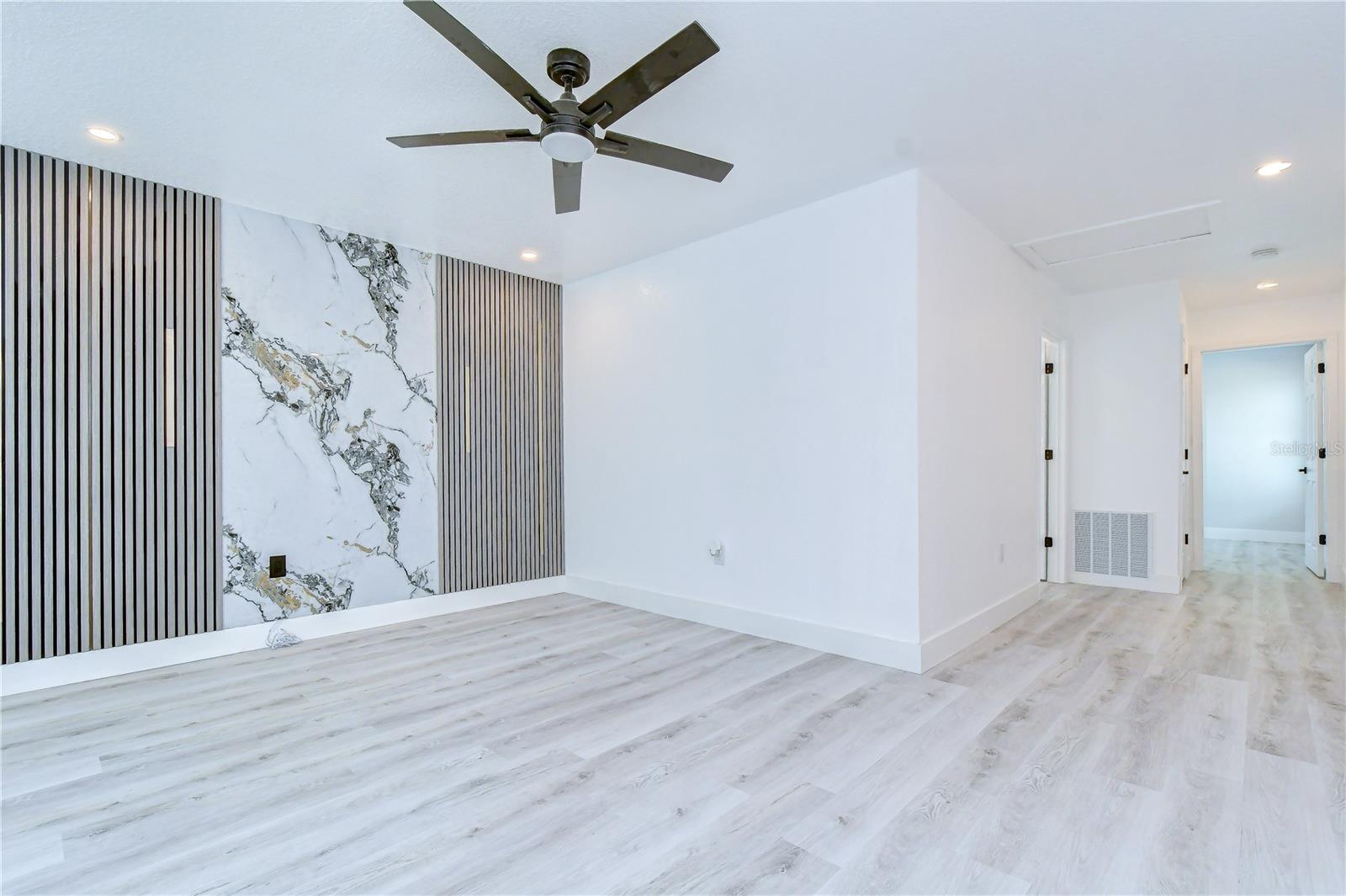BLACK BEAR PARK - Residential