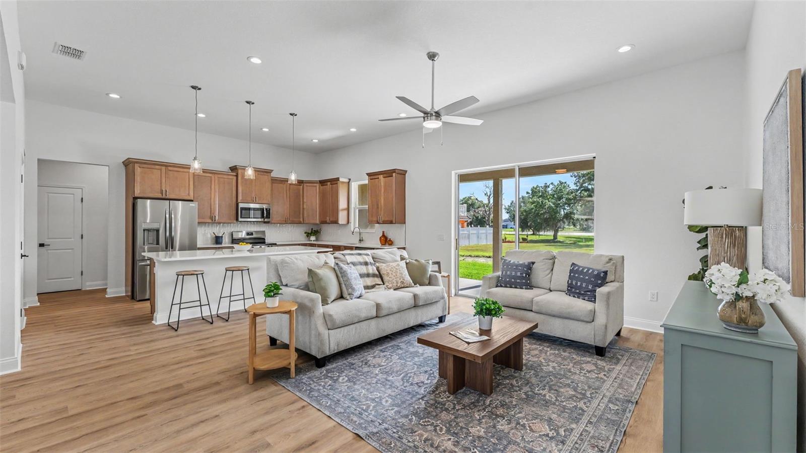 SQUARE LAKE PHASE FOUR - Residential