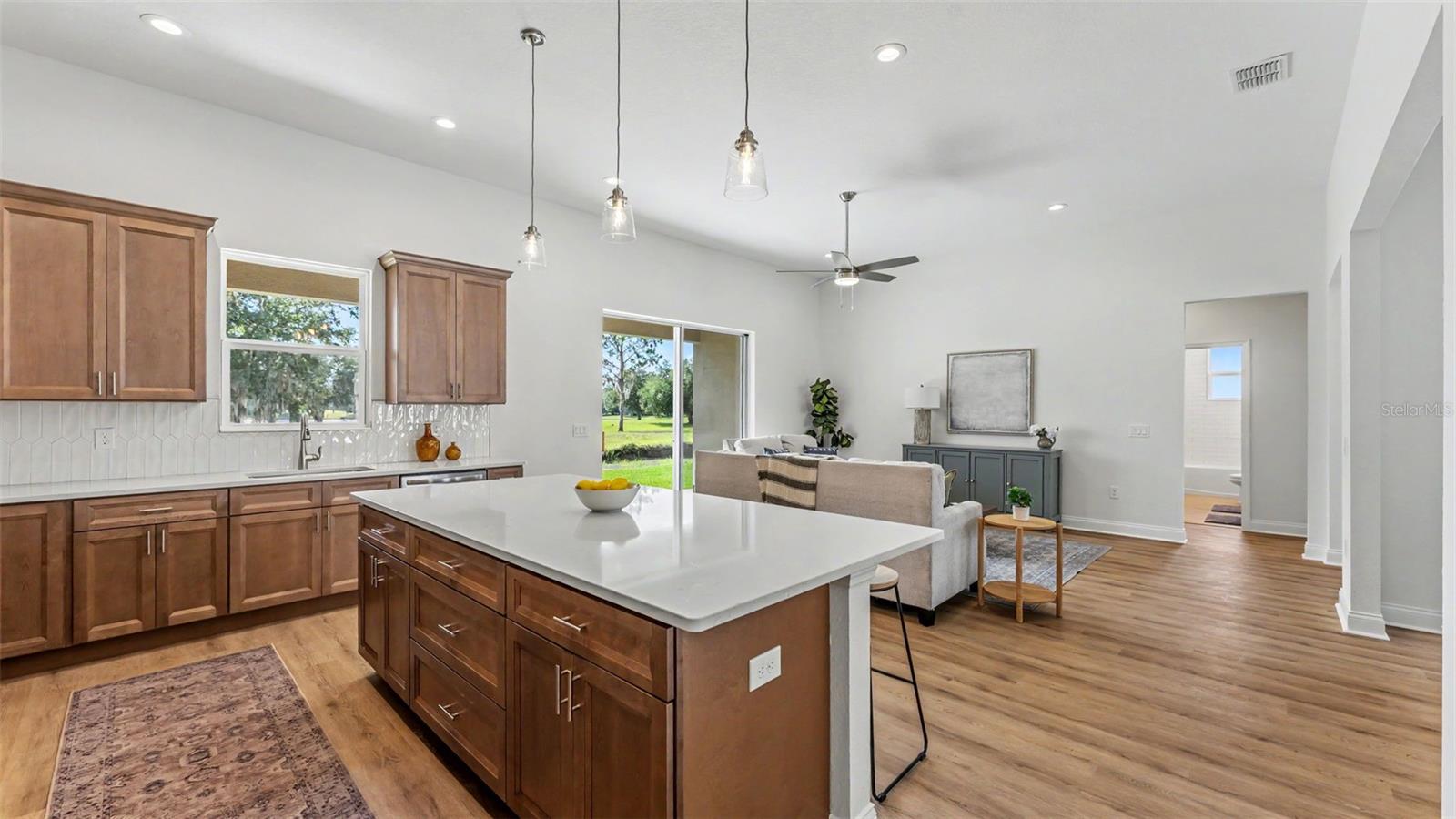 SQUARE LAKE PHASE FOUR - Residential