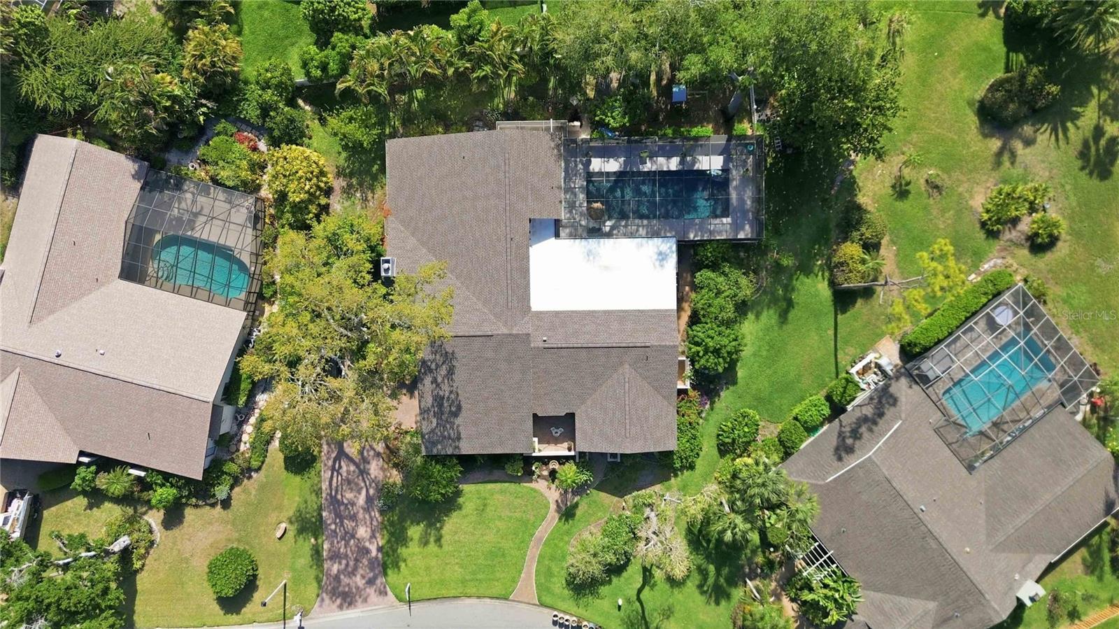COUNTRY PLACE - Residential