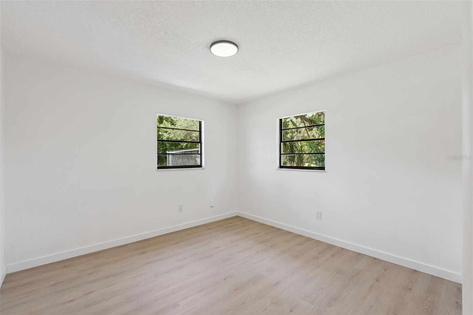 FAIRVILLA PARK - Residential Income