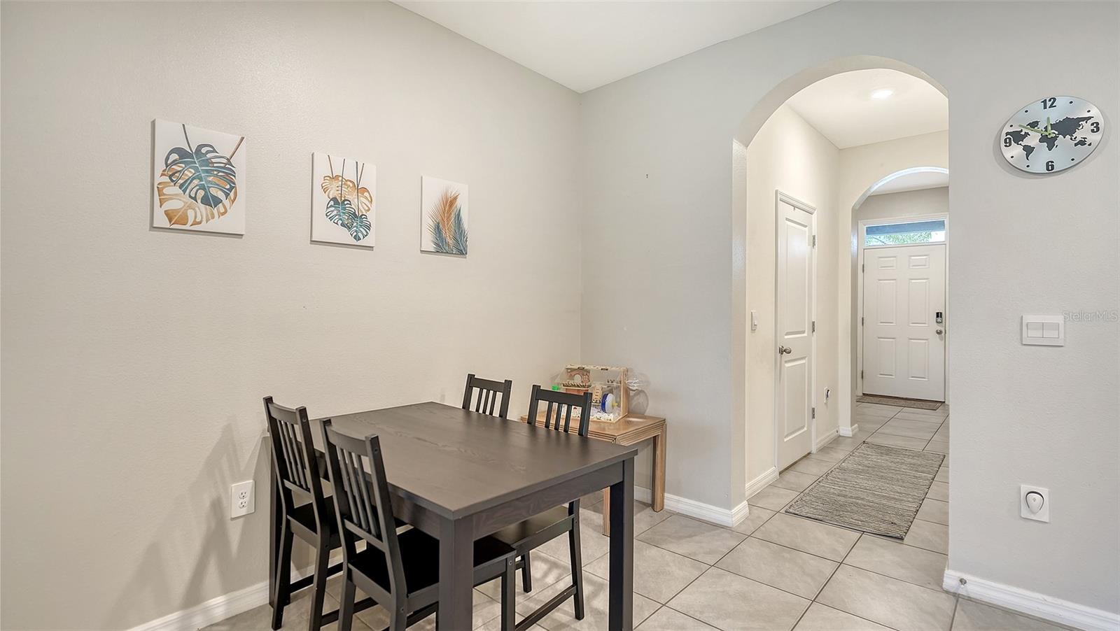 PROMENADE EAST - Residential