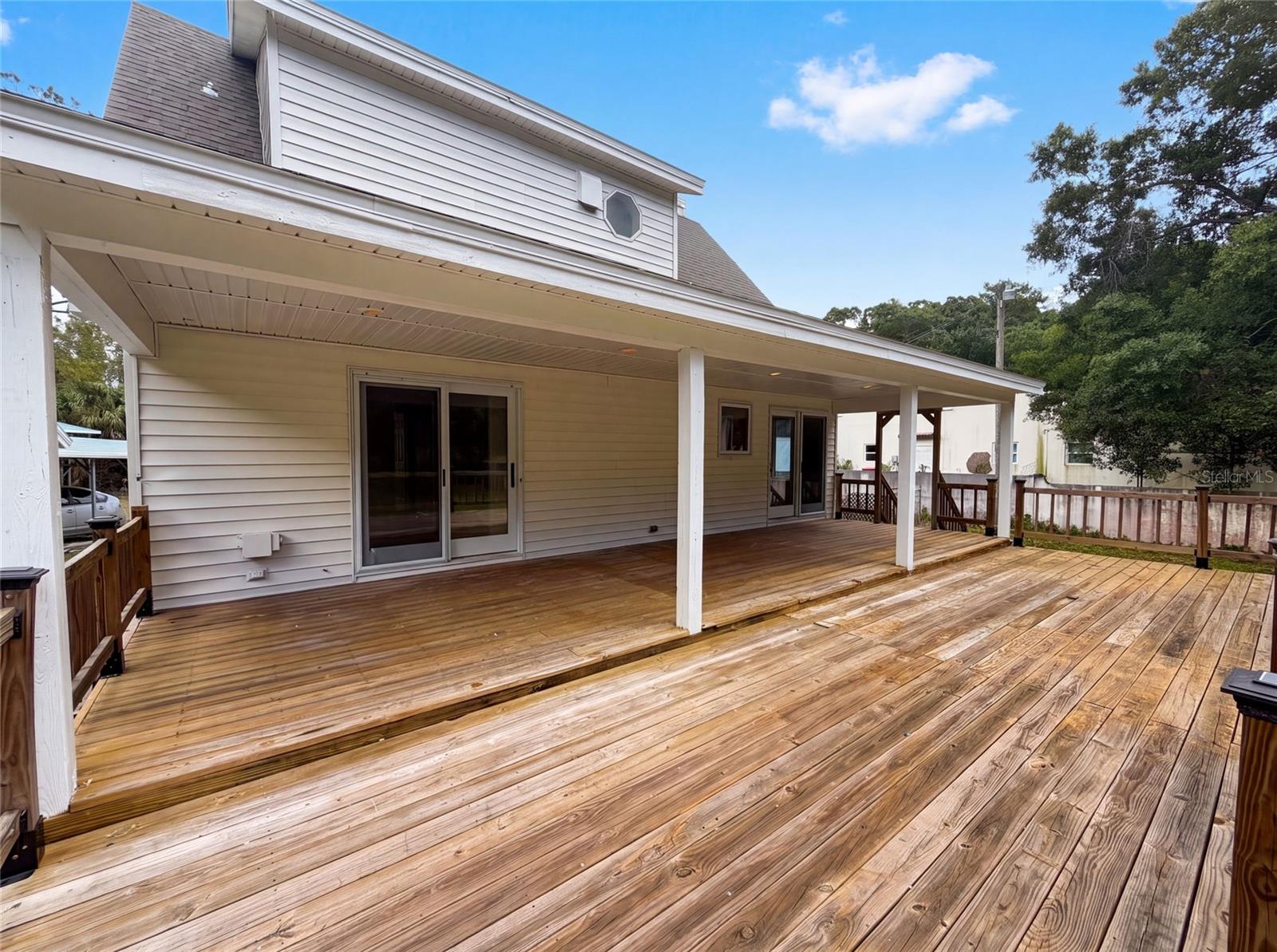 GOLDEN ACRES - Residential