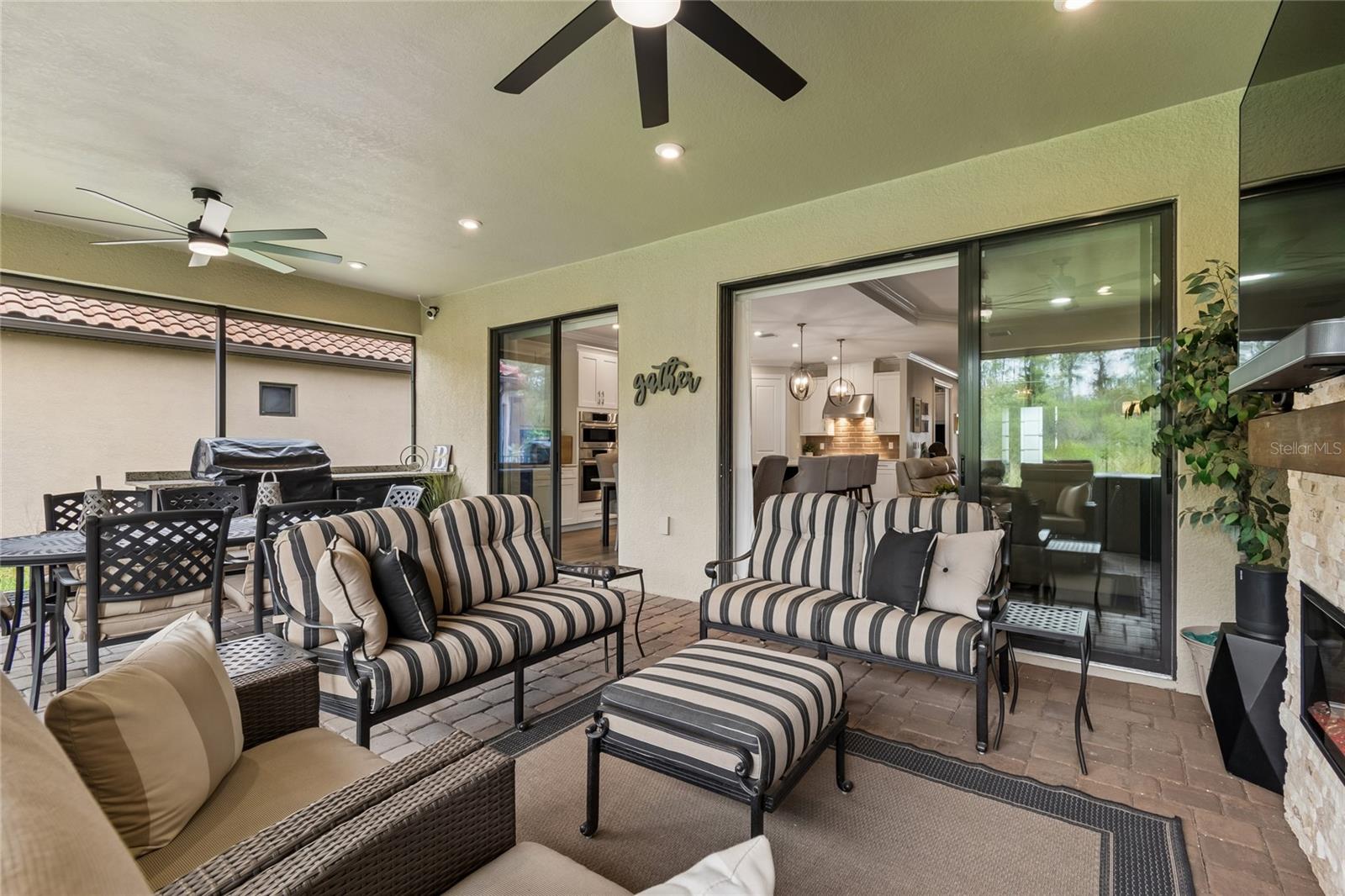 ESPLANADE/WIREGRASS RANCH PH I - Residential