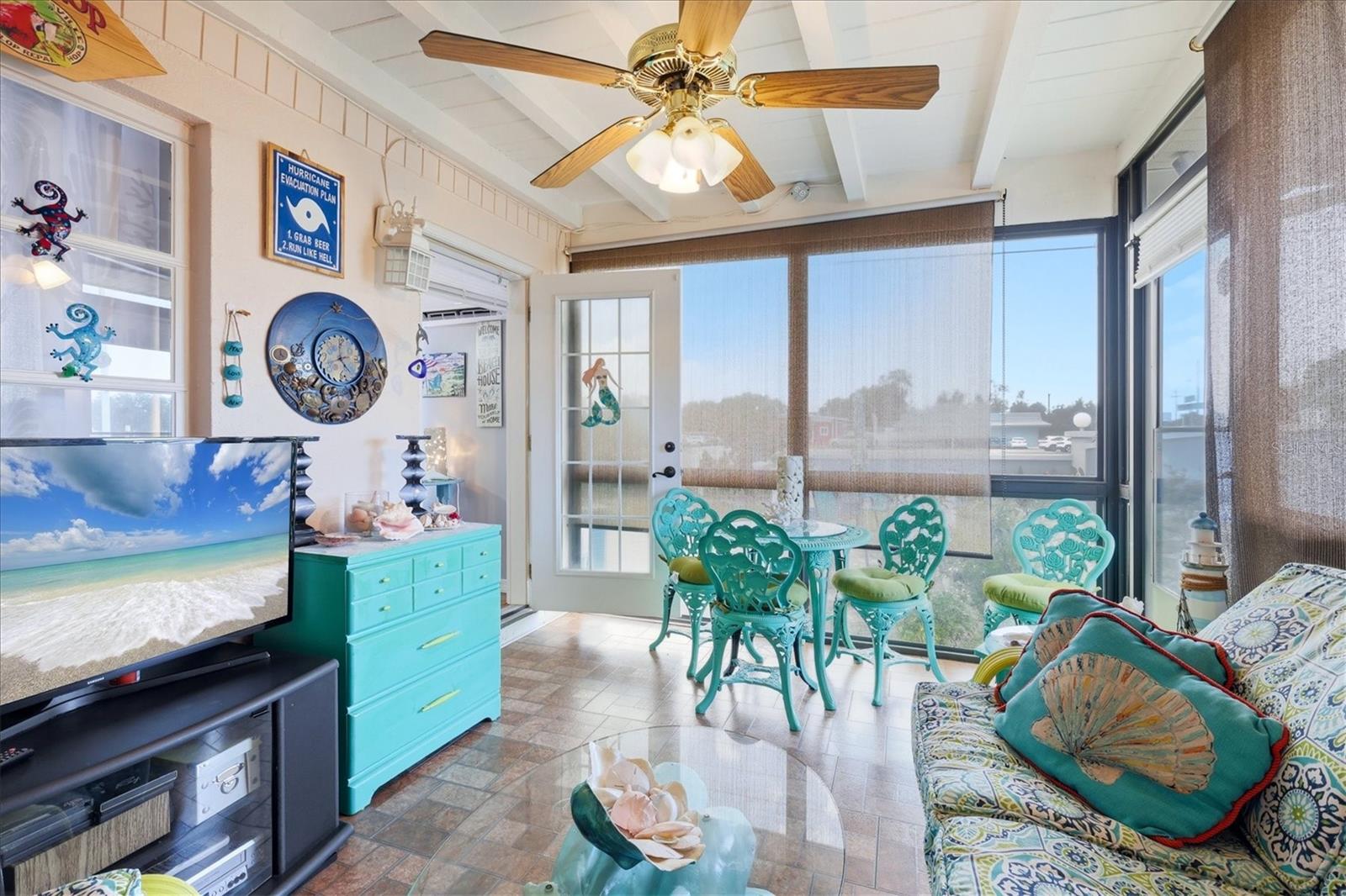 TIDEVUE/DE SOTO COMMUNITY UNIT ONE - Residential