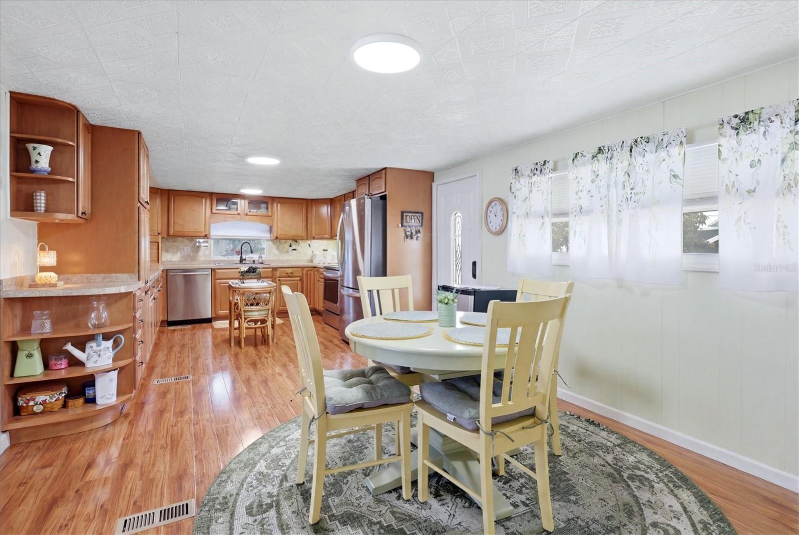 TIDEVUE/DE SOTO COMMUNITY UNIT ONE - Residential