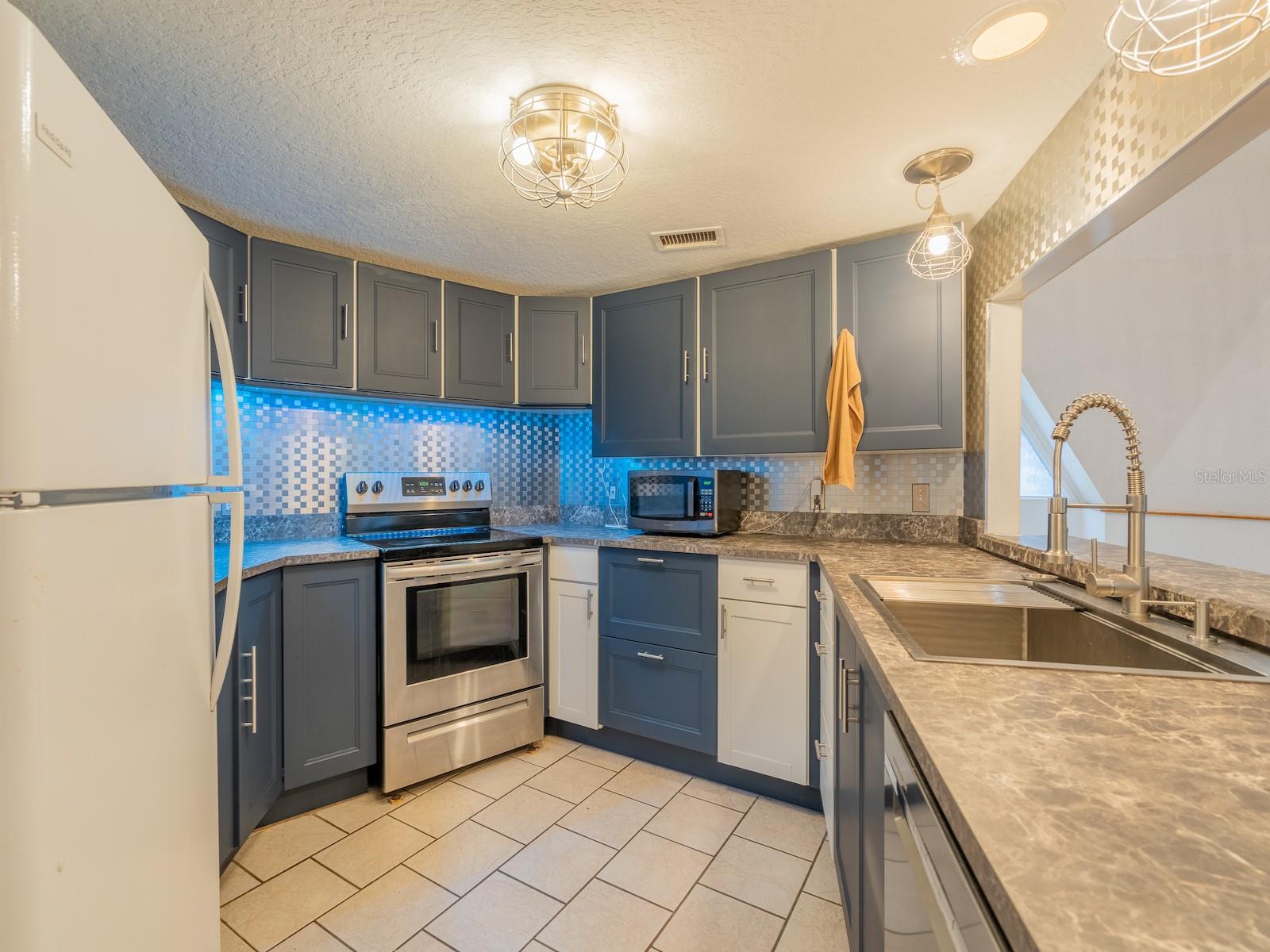 HENDERSONS YELLOW BLUFF SEC 2 - Residential