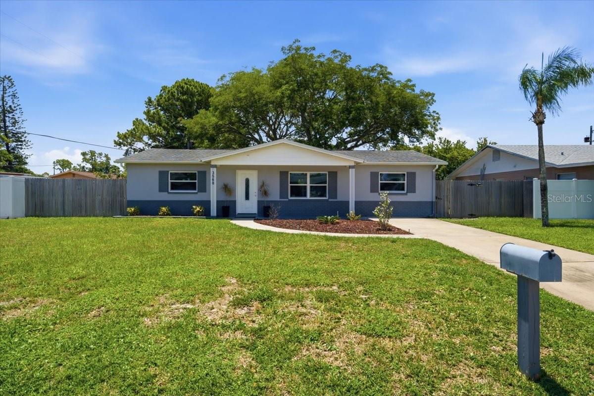 FLORAL GARDENS - Residential
