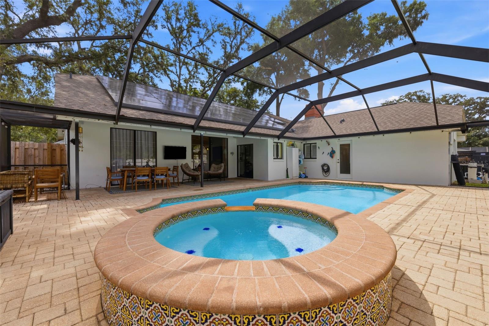 WOODRIDGE - Residential