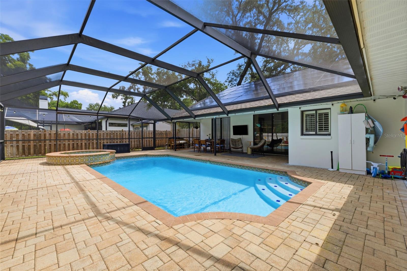WOODRIDGE - Residential