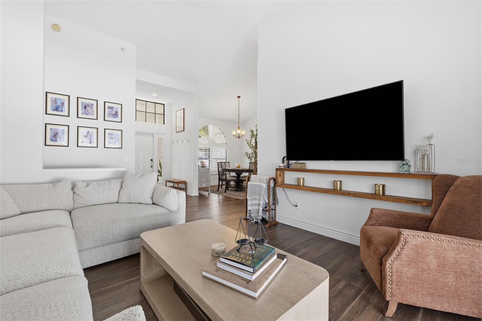 WOODRIDGE - Residential