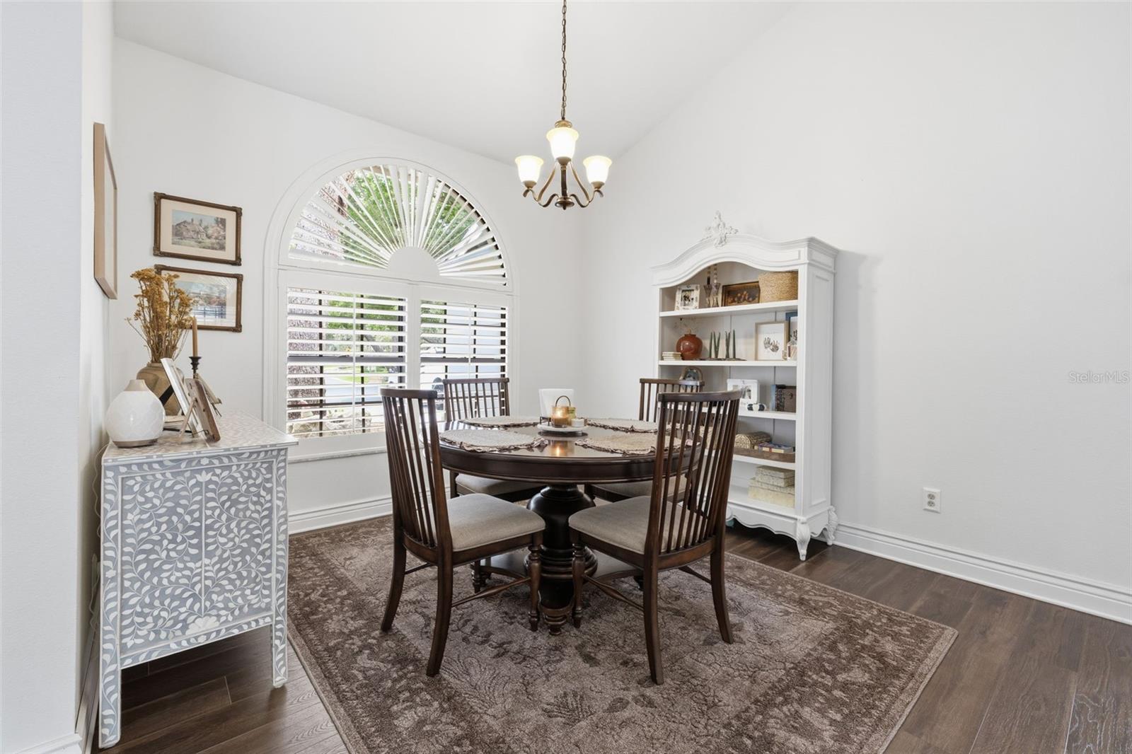 WOODRIDGE - Residential