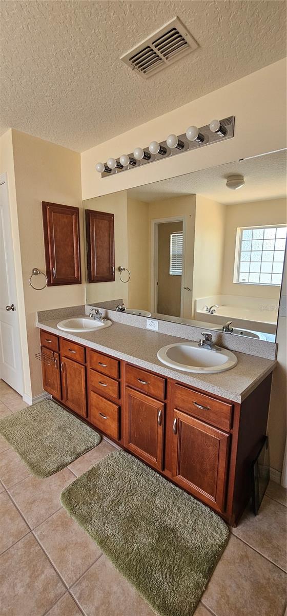ESTATES AT BLACK BEAR - Residential