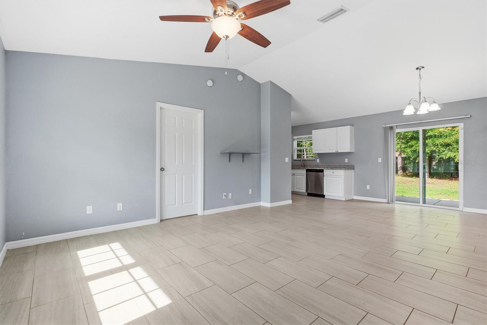 OCALA PARK ESTATE - Residential