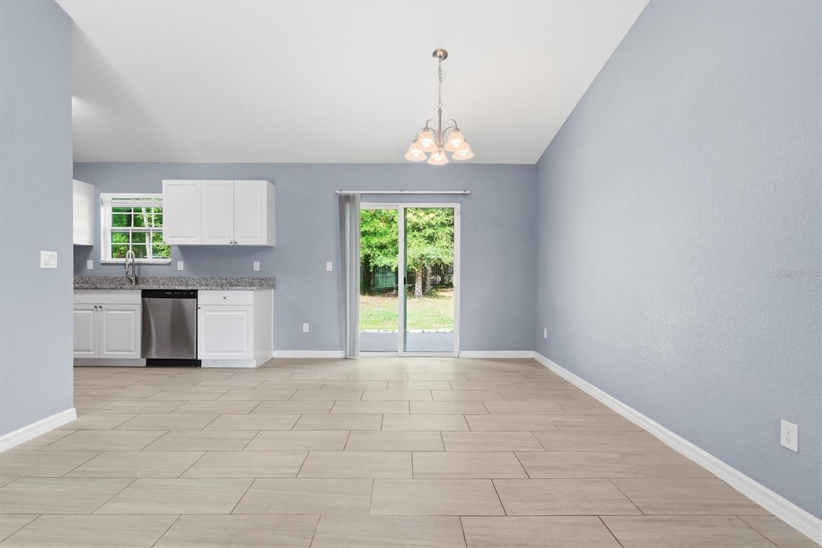 OCALA PARK ESTATE - Residential