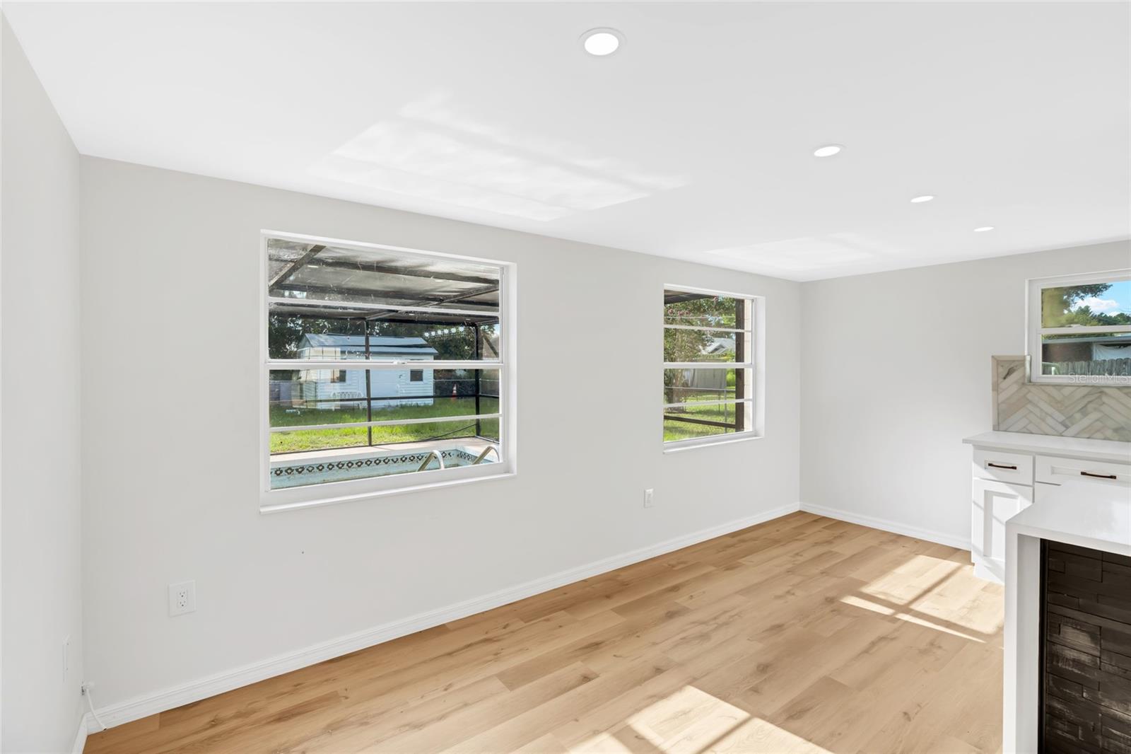 ASHWORTH PARK - Residential