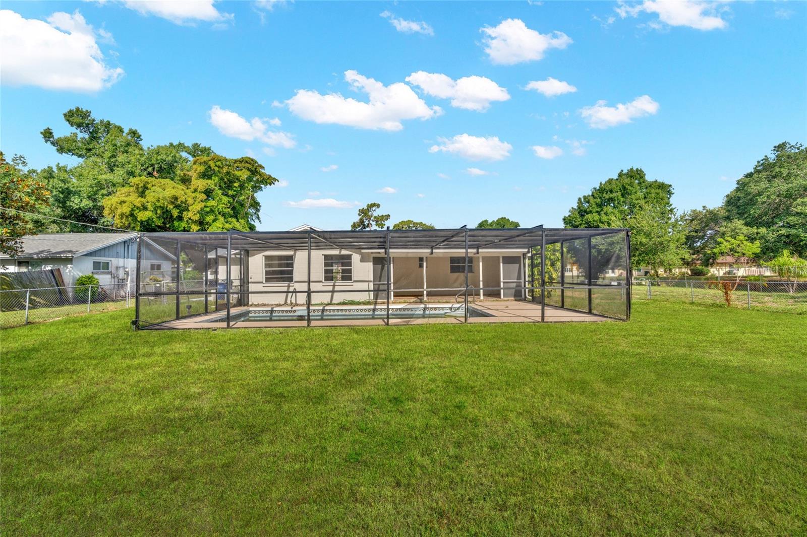 ASHWORTH PARK - Residential