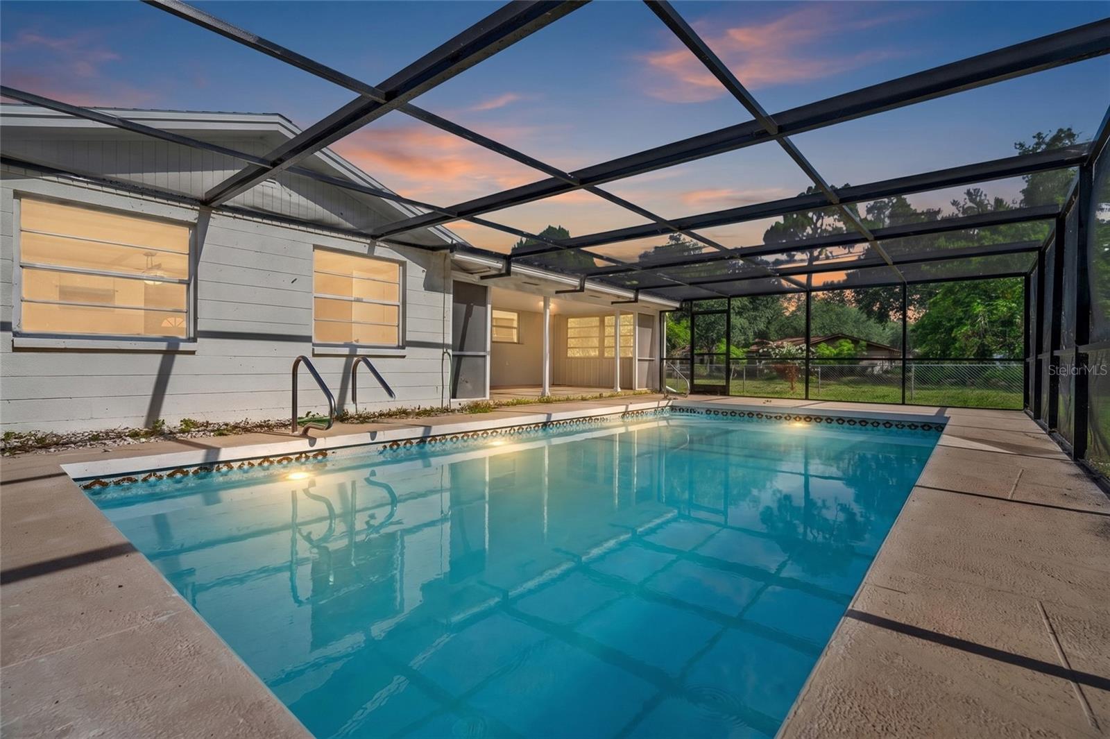 ASHWORTH PARK - Residential