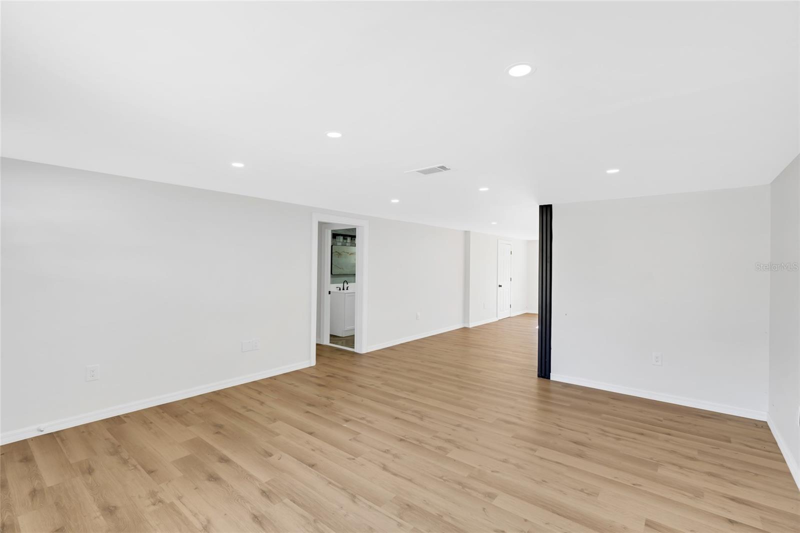 ASHWORTH PARK - Residential