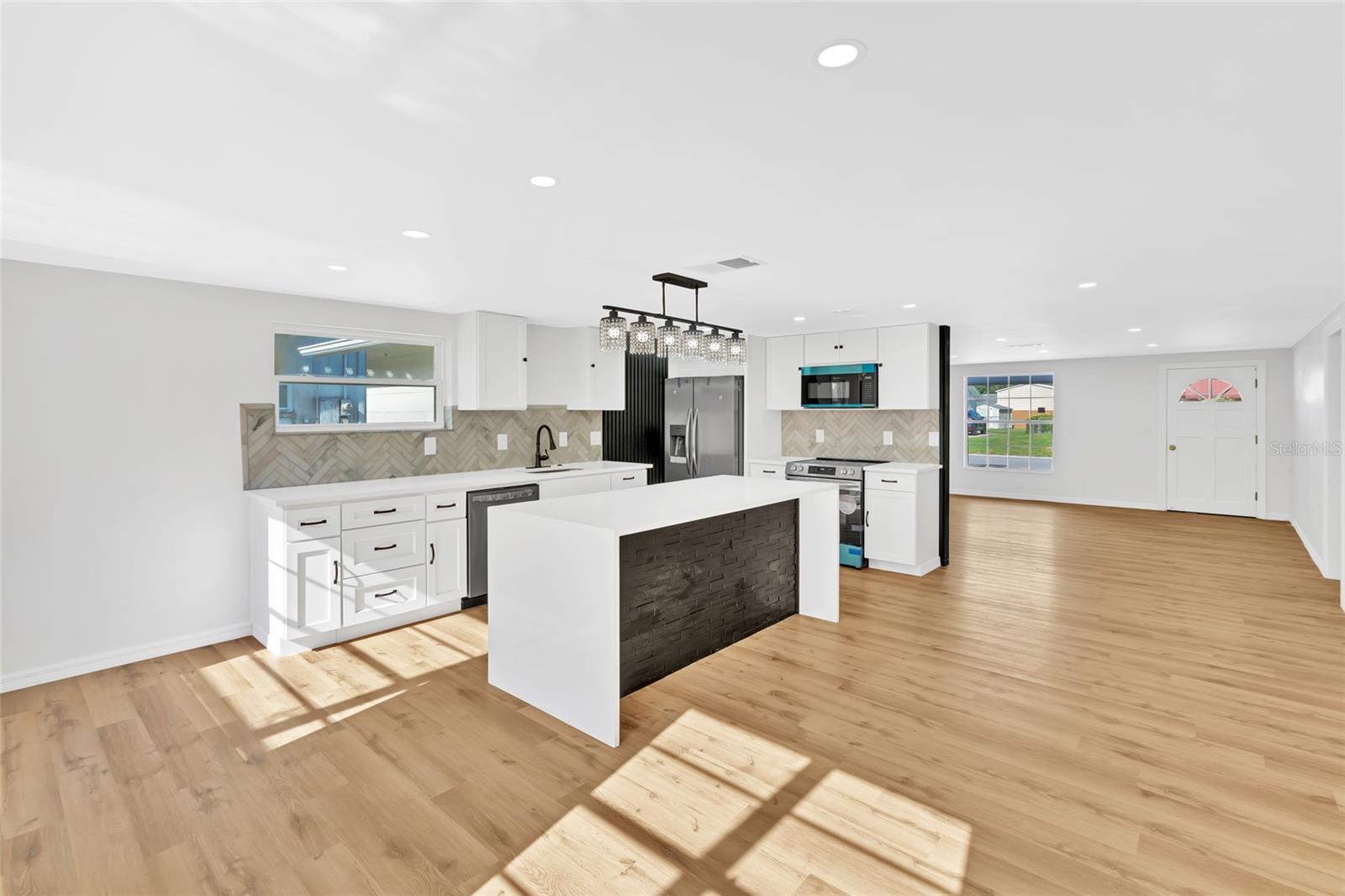 ASHWORTH PARK - Residential