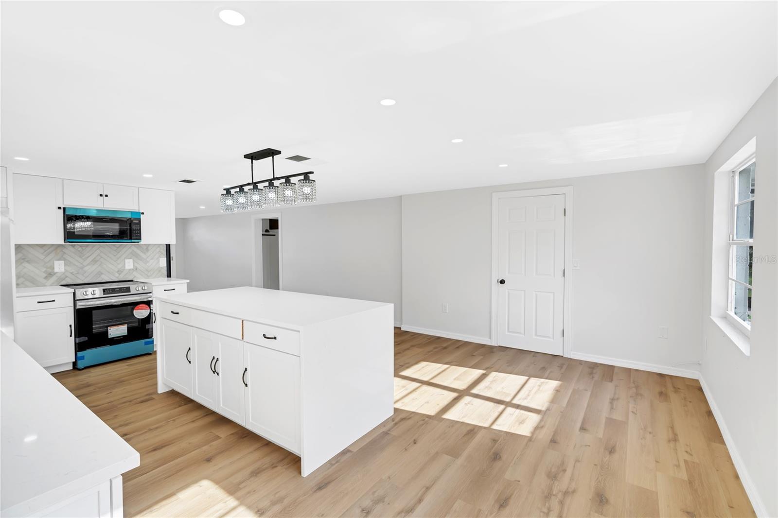ASHWORTH PARK - Residential