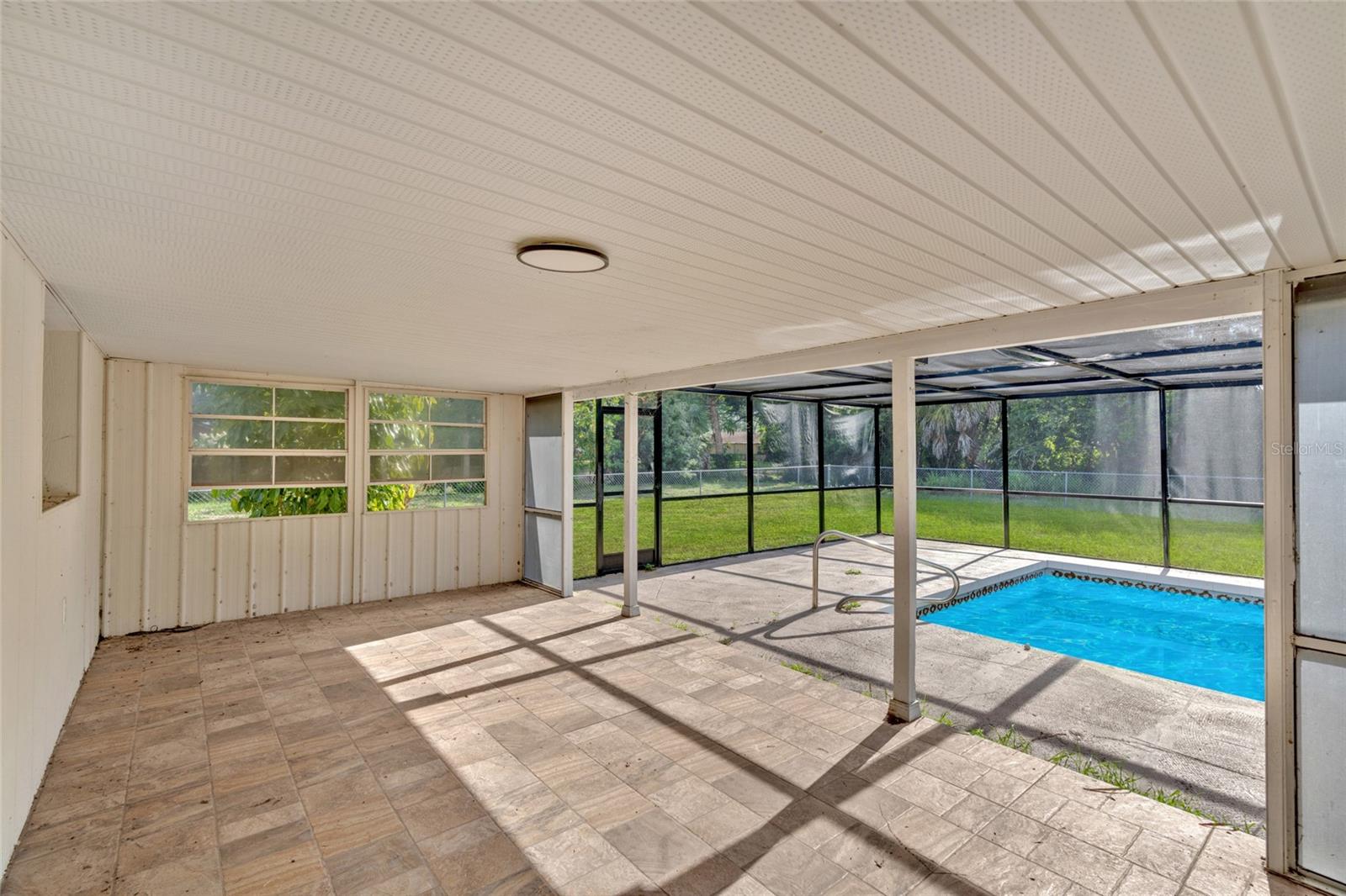 ASHWORTH PARK - Residential