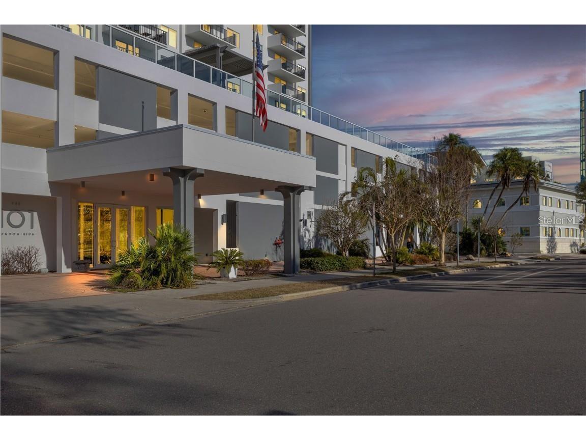 DOLPHIN TOWER - Residential
