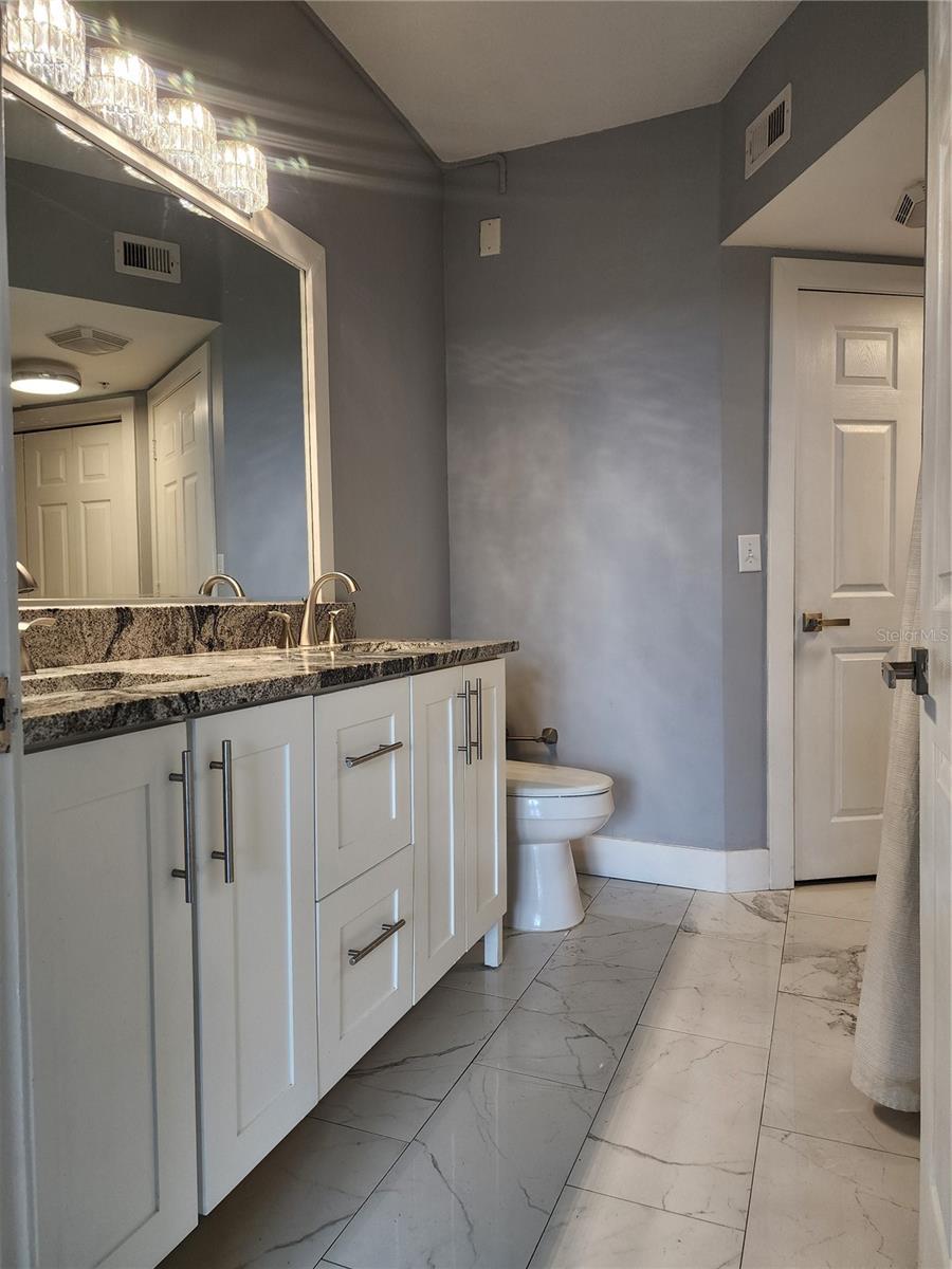 GRANDE DOWNTOWN ORLANDO - Residential Lease
