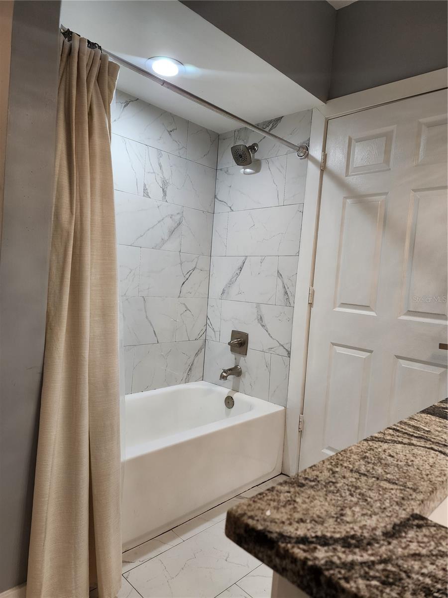 GRANDE DOWNTOWN ORLANDO - Residential Lease