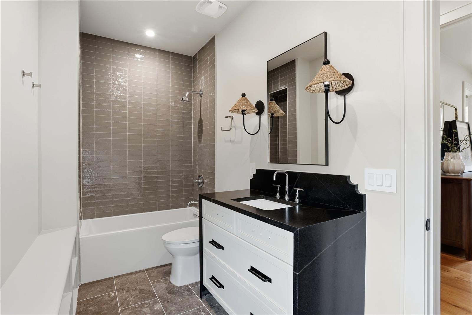 BRILEY FARM - Residential