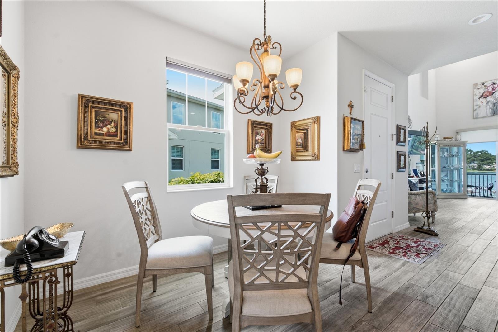 MONTCLAIR LAKE TWNHMS -PHASE 2 - Residential