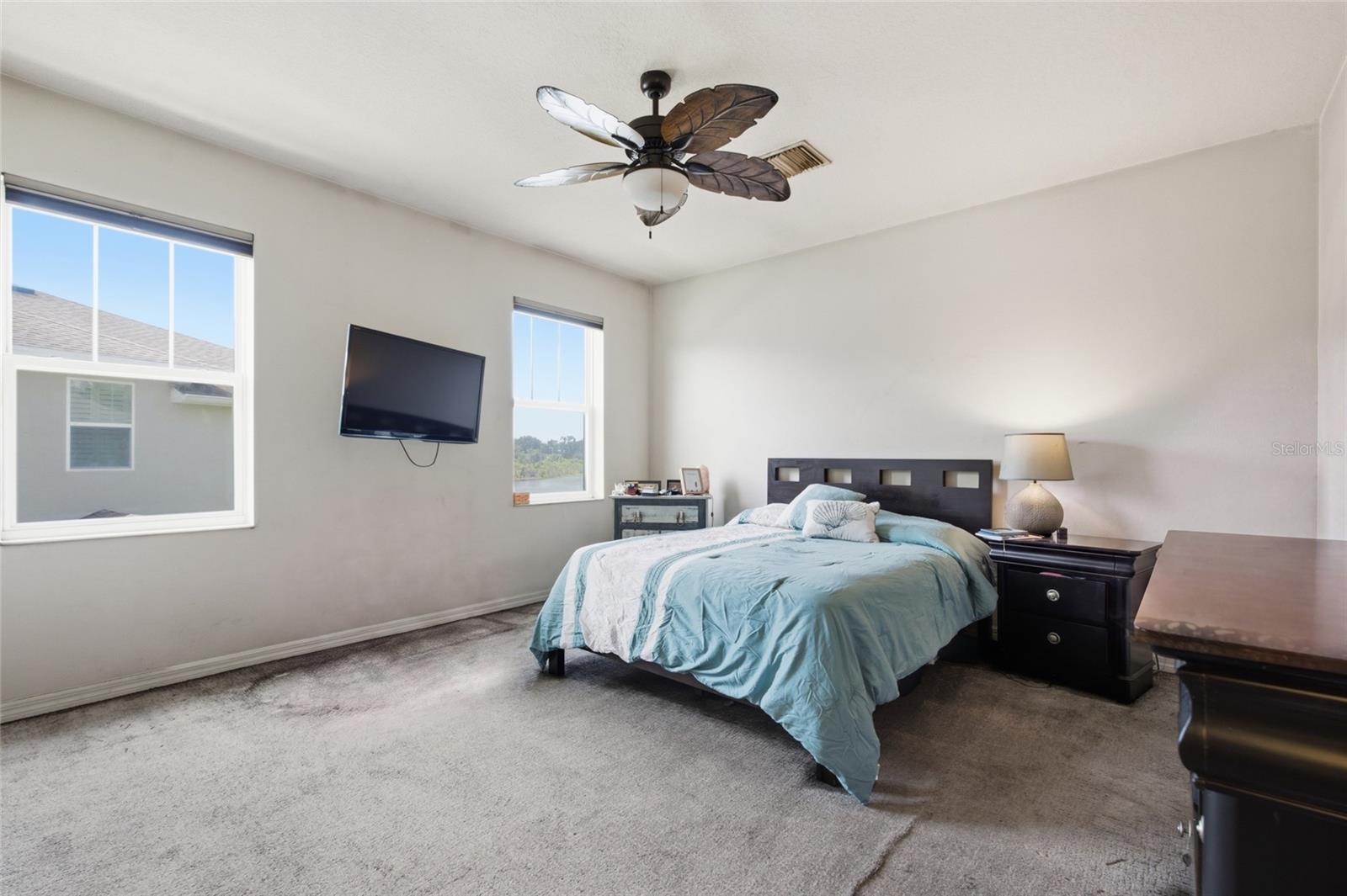 MONTCLAIR LAKE TWNHMS -PHASE 2 - Residential