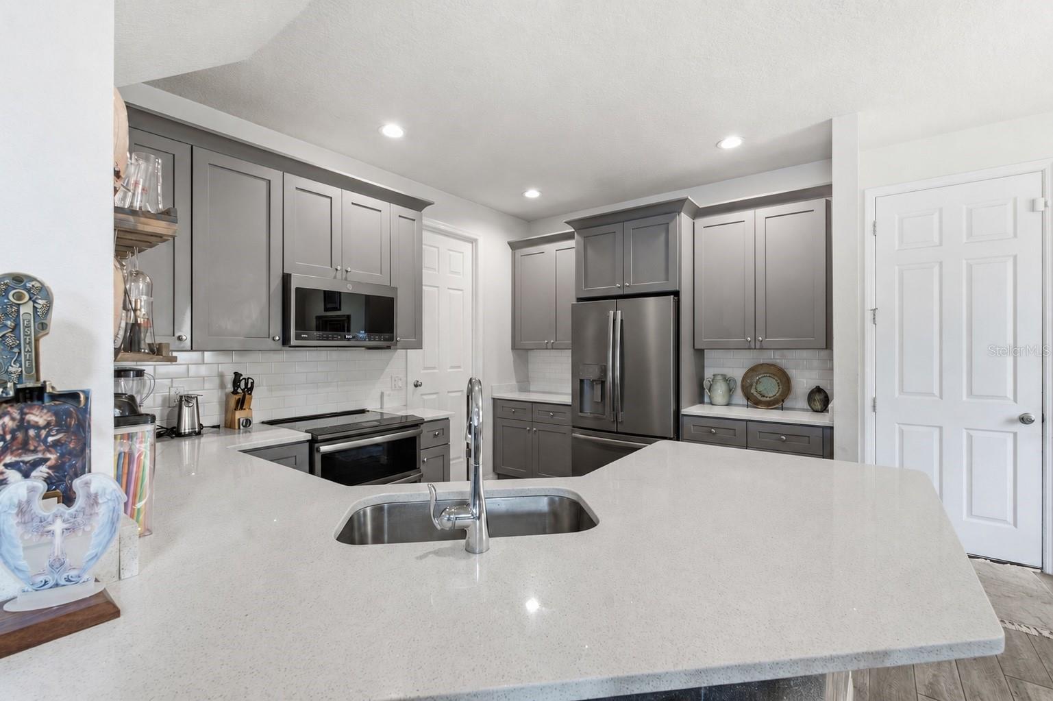 MONTCLAIR LAKE TWNHMS -PHASE 2 - Residential