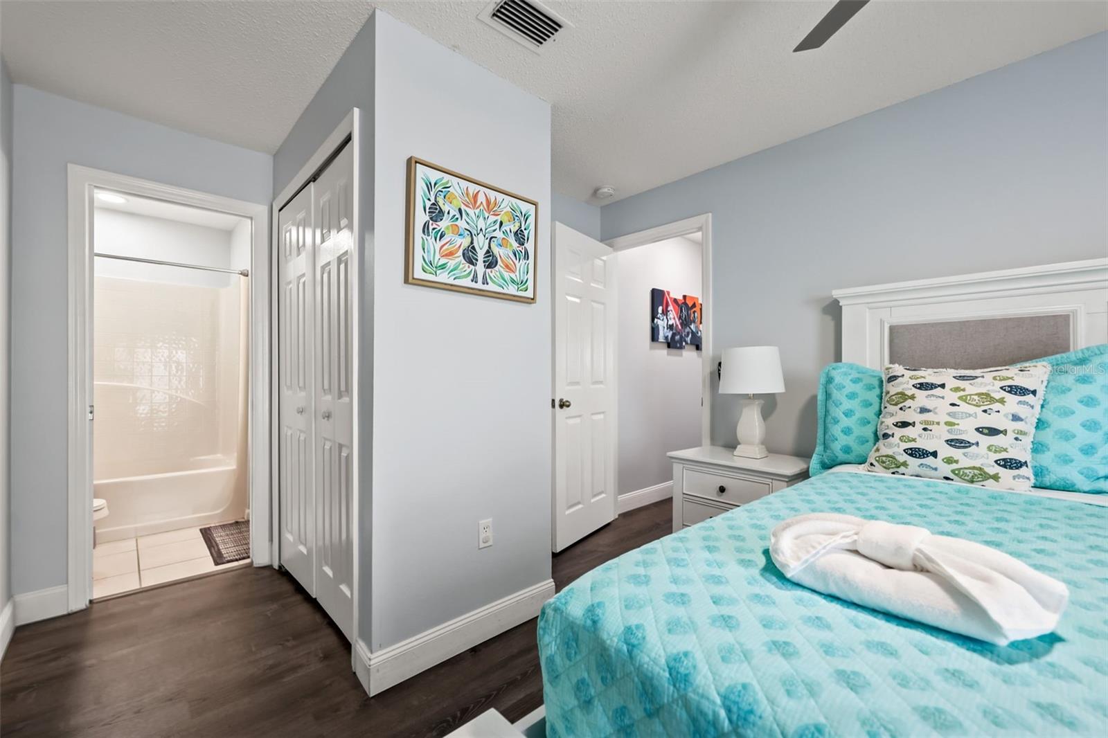 LAKE BERKLEY RESORT - Residential