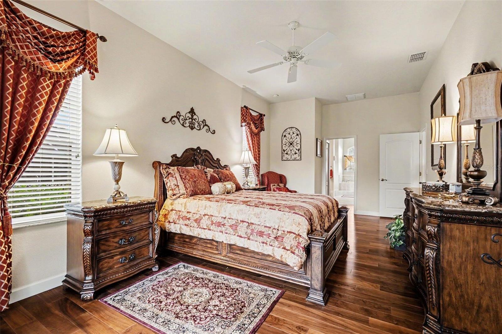 PRISTINE PLACE PH 5 - Residential