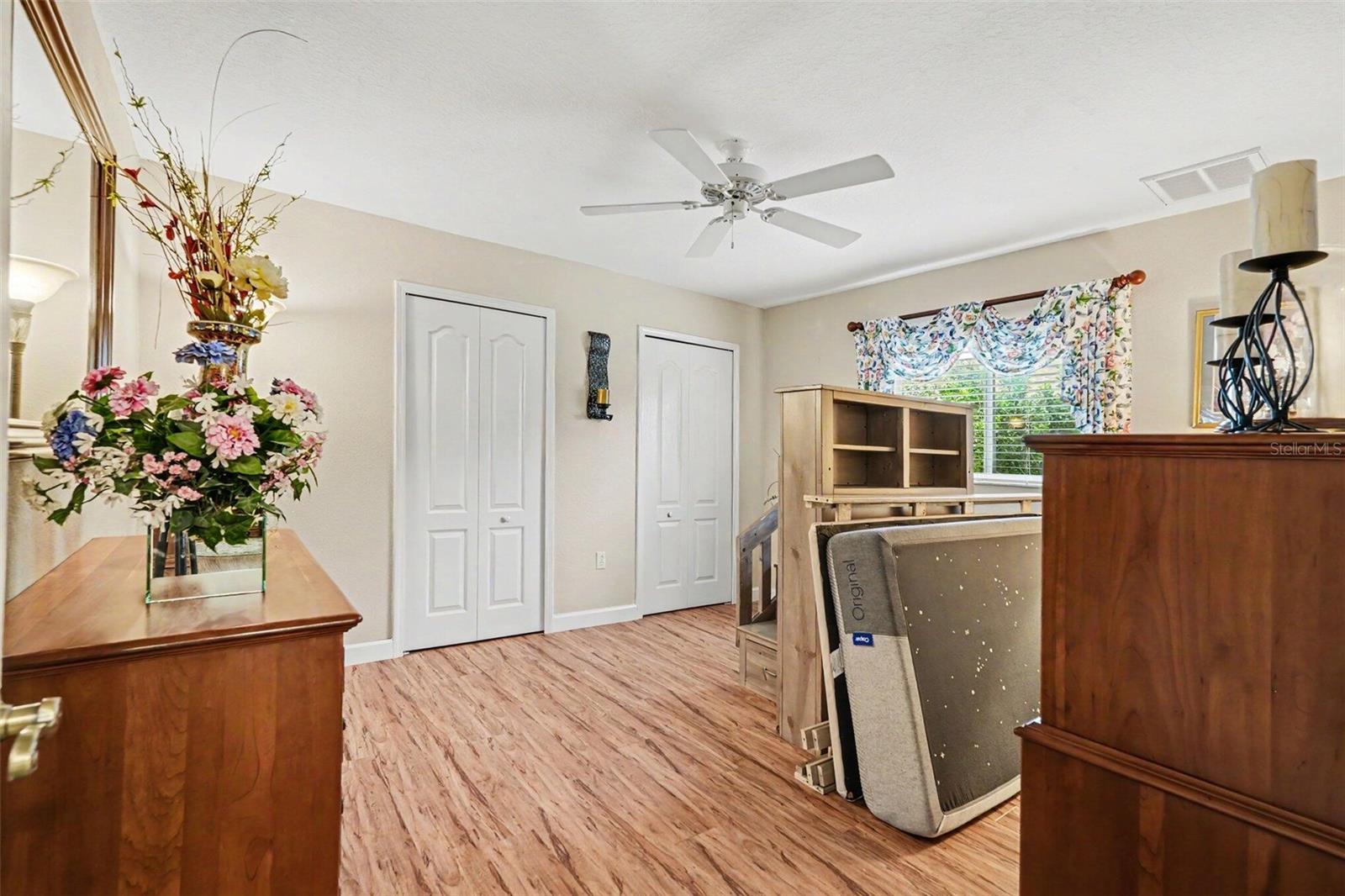 PRISTINE PLACE PH 5 - Residential