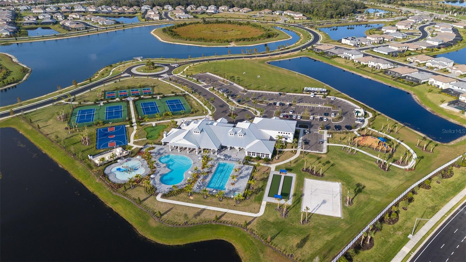 LORRAINE LAKES PH I - Residential