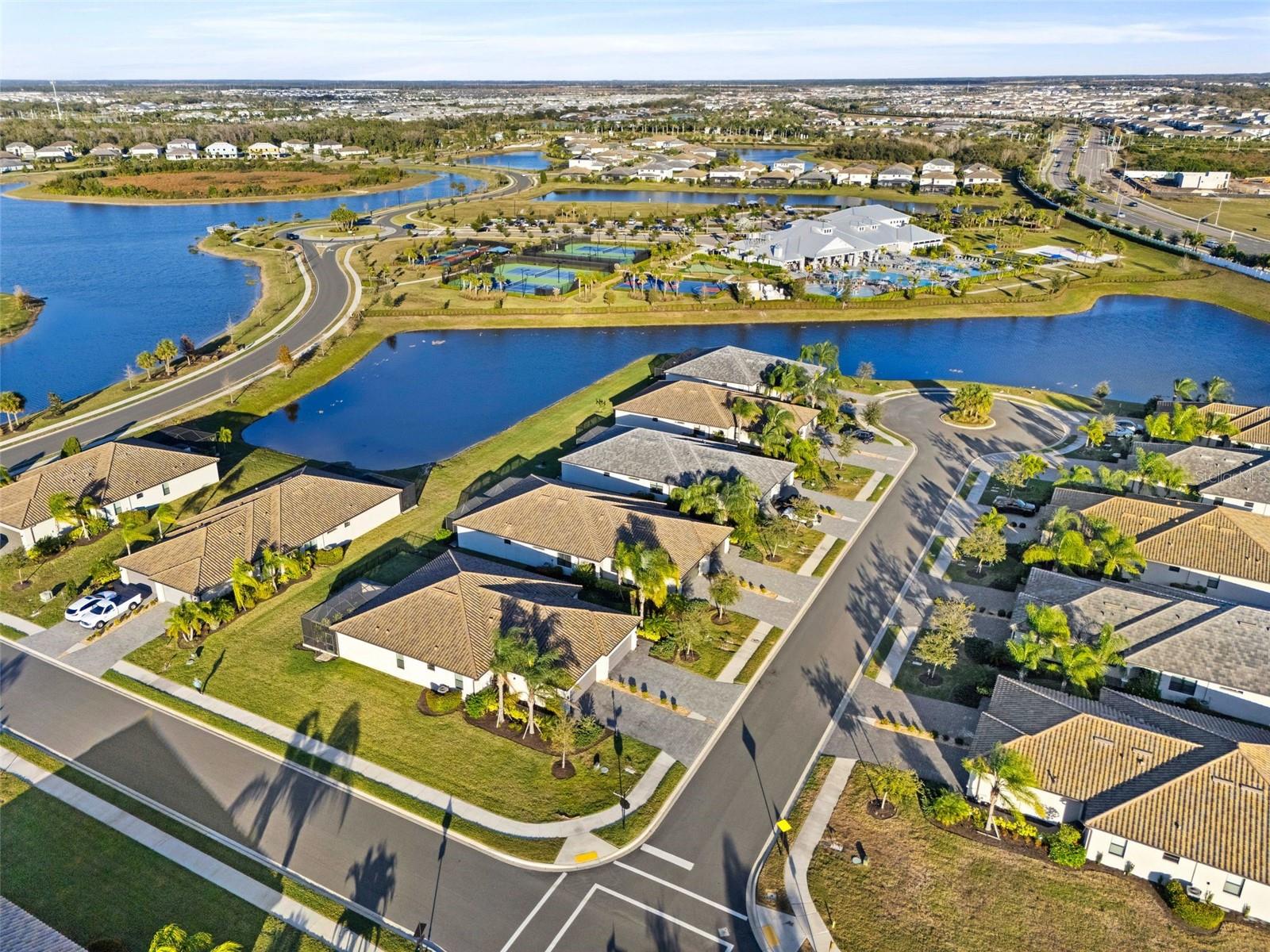 LORRAINE LAKES PH I - Residential