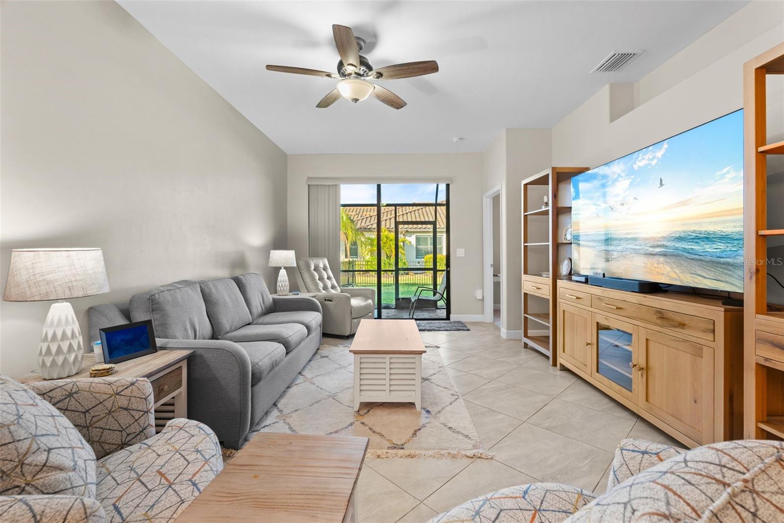 LORRAINE LAKES PH I - Residential