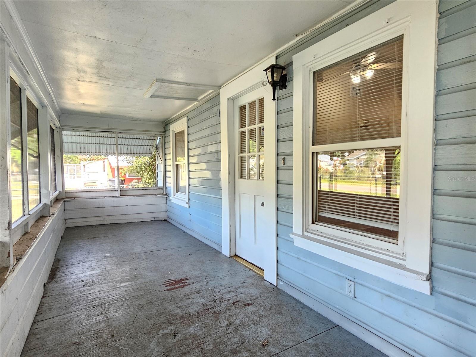 COUNTRY CLUB ESTATES RESUB PT - Residential Lease