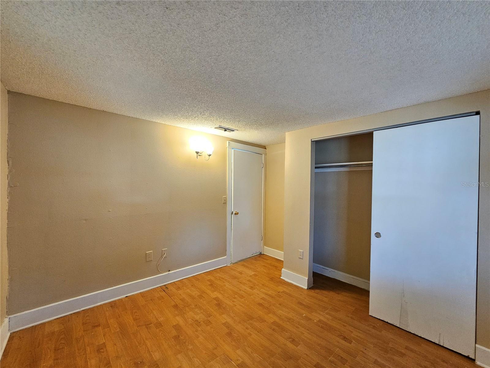 COUNTRY CLUB ESTATES RESUB PT - Residential Lease