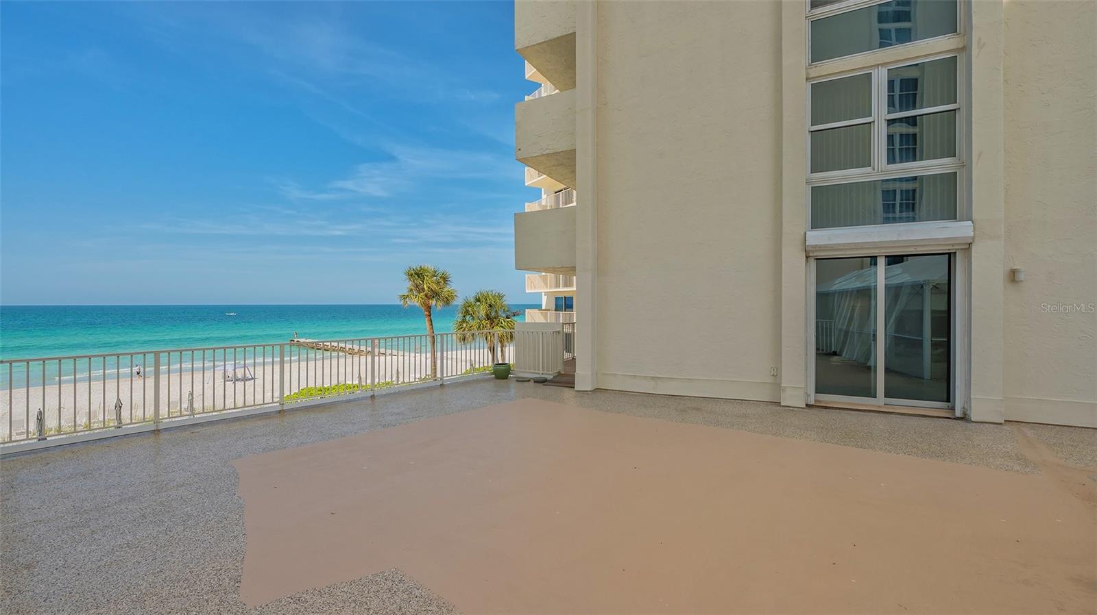 ISLANDER CLUB OF LONGBOAT - Residential