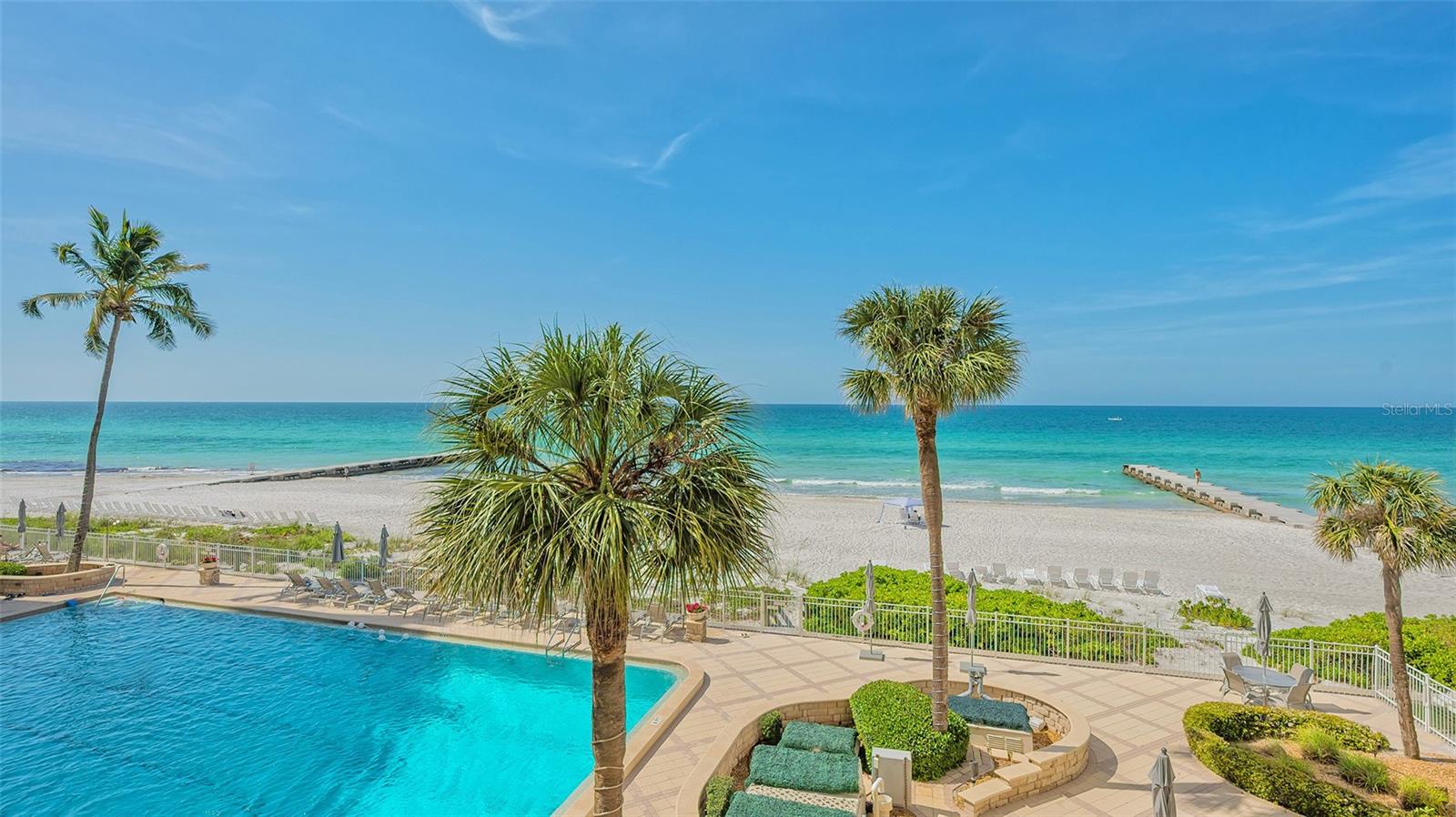ISLANDER CLUB OF LONGBOAT - Residential